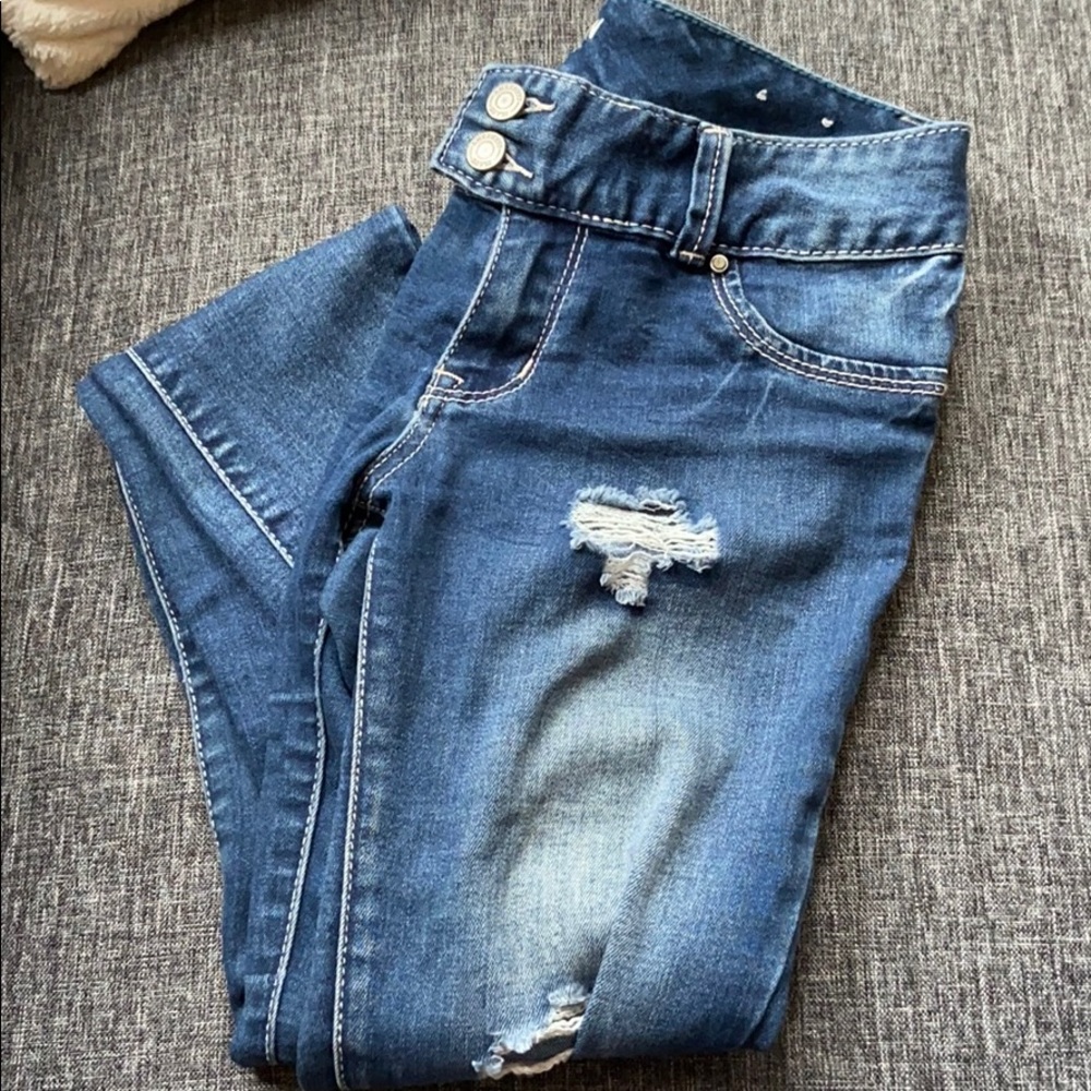 Bodycon Amethyst Distressed Skinny Jeans - size 3
